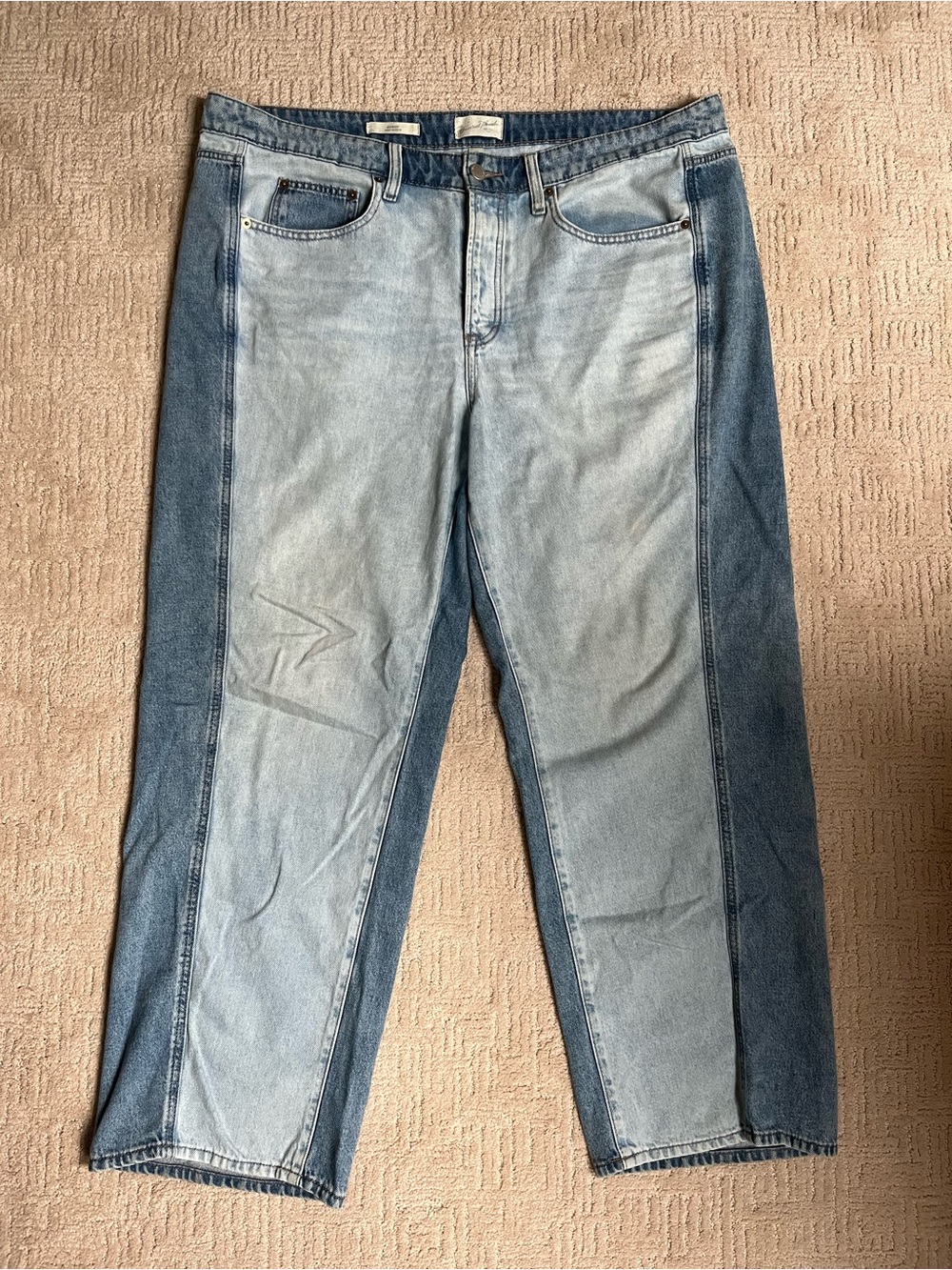 Baggy Dual Wash Jeans